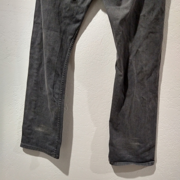 Levi's 514 Slim Straight Grey Jeans - Picture 6 of 7